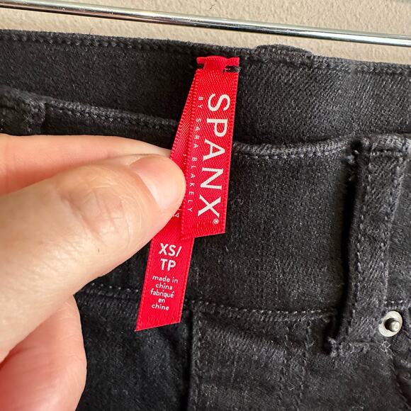 Spanx Ankle Pull On Skinny Jean Clean Black XS - Picture 4 of 7